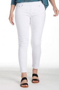 A lady wearing the White Jag Jeans Women's Peri Pull On Straight Leg Jeans for hiding cellulite 